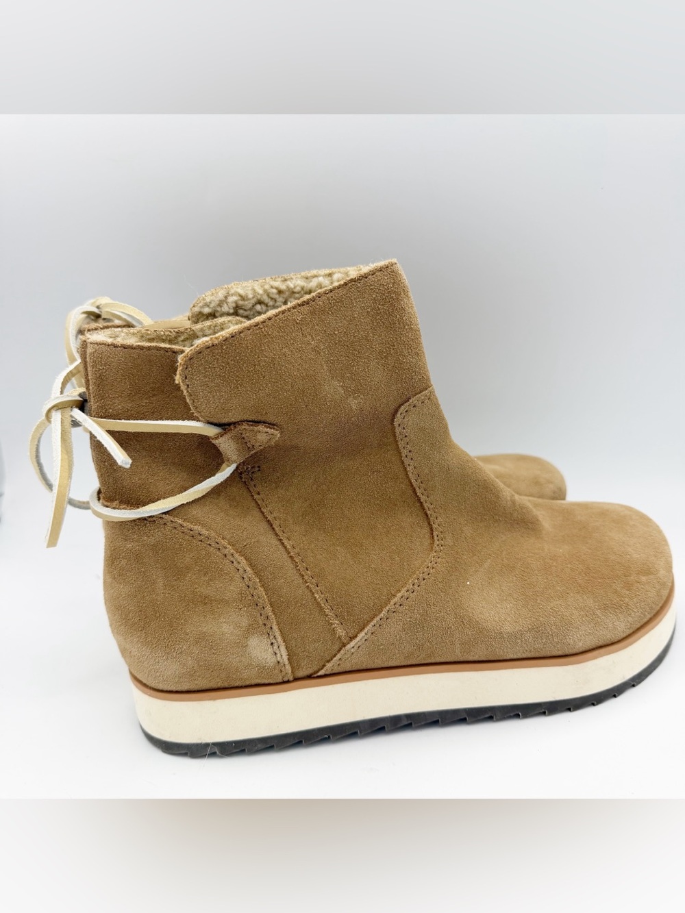 Merrell Juno Bluff Polar Ankle Snow Boots Womens Size 7.5 Beige Suede Waterproof